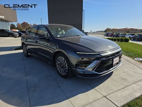 New 2026 Hyundai Sonata Limited image 3