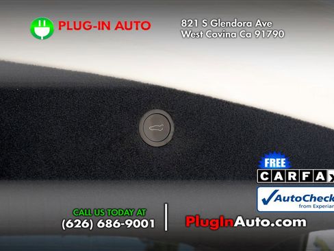 Used 2022 Tesla Model X Plaid image 13