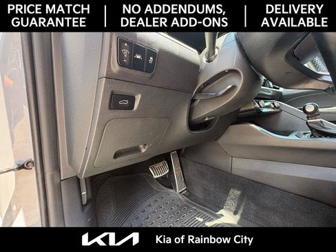 Used 2021 Kia K5 GT-Line FWD image 11