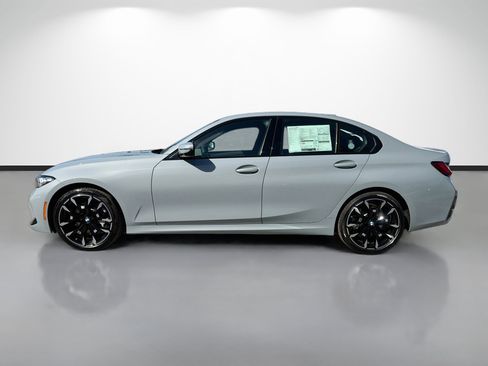 New 2026 BMW 330i xDrive Sedan w/ M Sport Package AWD/4WD image 6