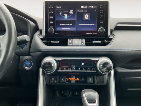 Used 2020 Toyota RAV4 XSE w/ XSE Grade Weather Package AWD/4WD image 13
