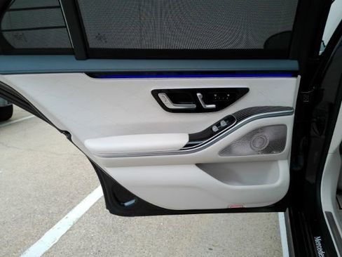 Used 2021 Mercedes-Benz S 580 4MATIC Sedan image 19