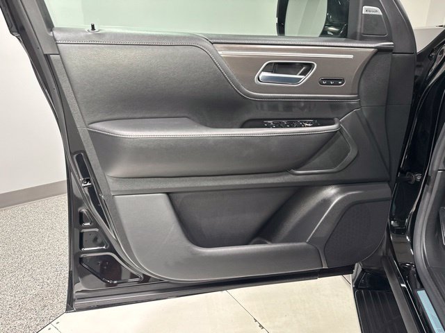 Used 2025 INFINITI QX80 Pure AWD/4WD image 13