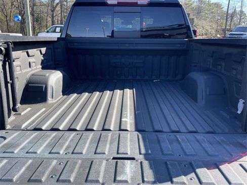 Used 2022 GMC Sierra 1500 SLT w/ SLT Premium Plus Package image 23