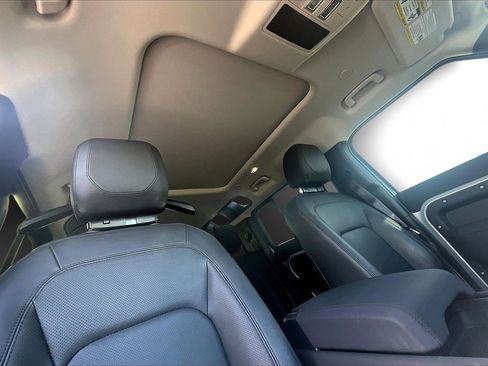 Used 2023 Land Rover Defender 110 S image 17