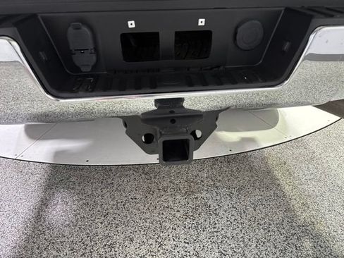 Used 2017 Chevrolet Silverado 3500 W/T AWD/4WD image 24
