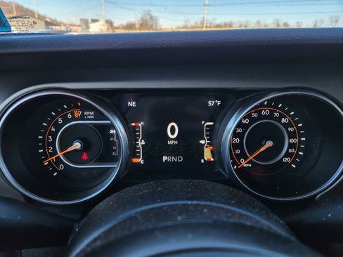 Used 2018 Jeep Wrangler Unlimited Sport S image 27