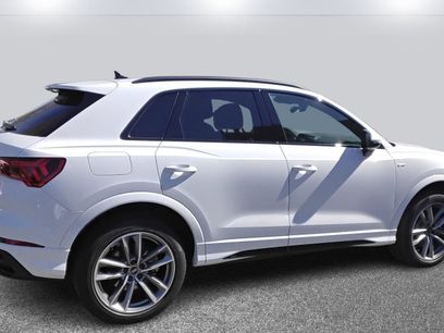 Certified 2025 Audi Q3 2.0T Premium w/ Convenience Package