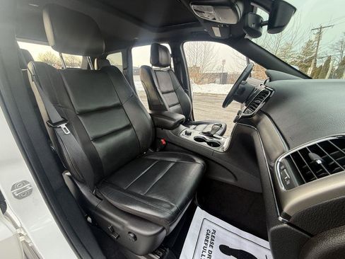 Used 2021 Jeep Grand Cherokee Limited AWD/4WD image 17