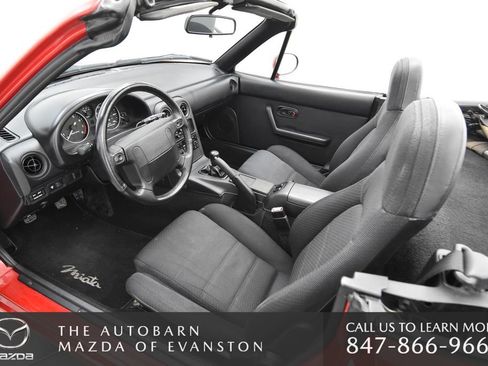 Used 1990 MAZDA MX-5 Miata image 32