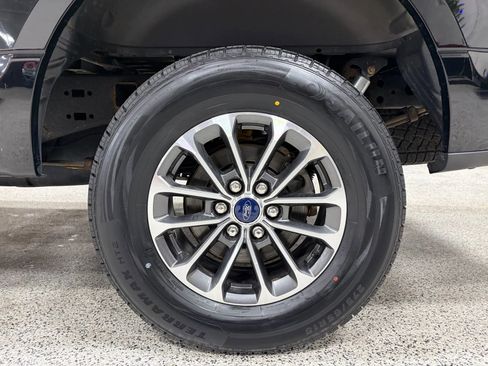 Used 2017 Ford F150 XL w/ Equipment Group 101A Mid image 13