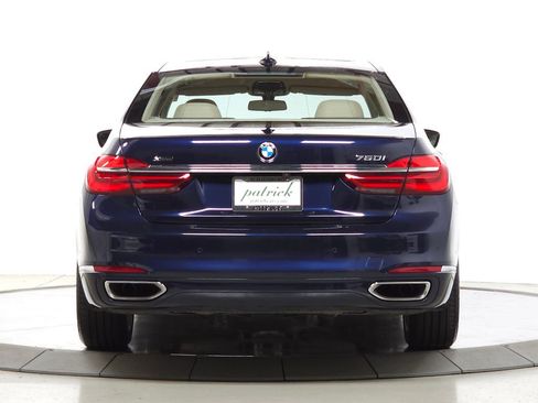 Used 2016 BMW 750i xDrive AWD/4WD image 7