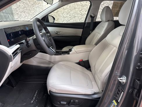 Used 2025 Hyundai Tucson SEL image 24