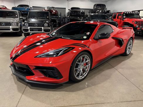 Used 2022 Chevrolet Corvette Stingray Preferred Conv w/ Z51 Performance Package RWD image 8