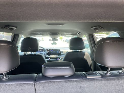 Certified 2026 Chevrolet Equinox LT w/ Convenience Package II FWD image 10