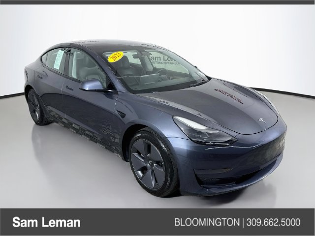 Used 2023 Tesla Model 3 Standard Range RWD image 1