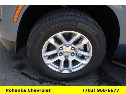 New 2026 Chevrolet Suburban LT w/ Comfort Package AWD/4WD image 31
