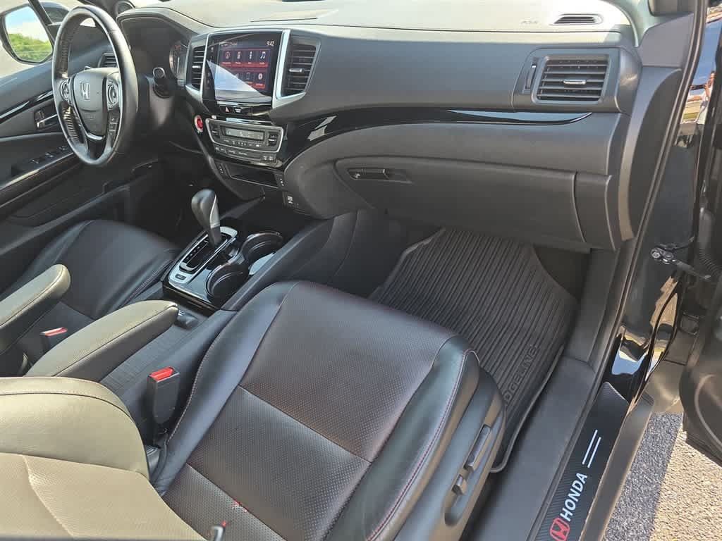 Used 2017 Honda Ridgeline Black Edition image 11