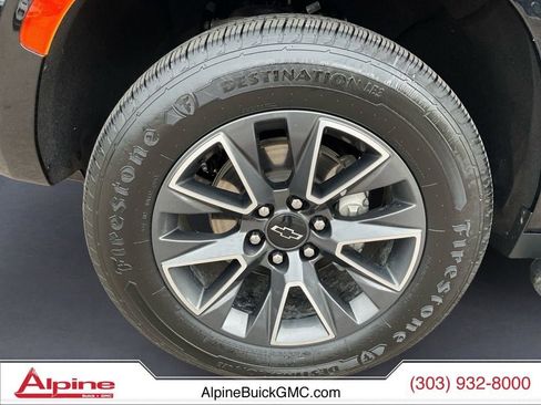 Used 2024 Chevrolet Tahoe Z71 w/ Luxury Package image 14