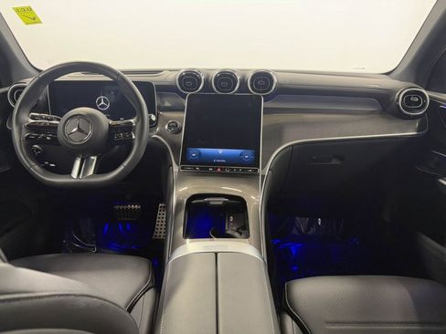 Used 2024 Mercedes-Benz GLC 300 4MATIC w/ AMG Line image 26