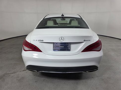 Used 2019 Mercedes-Benz CLA 250 4MATIC image 5
