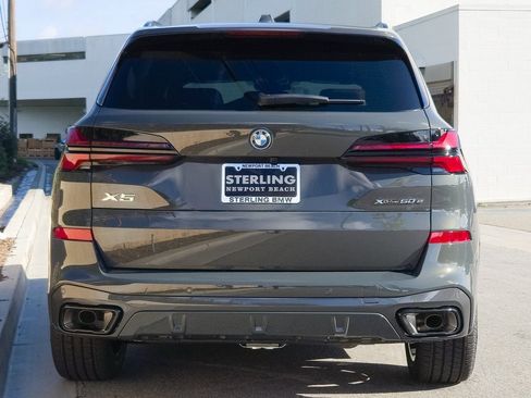 New 2026 BMW X5 xDrive50e w/ Executive Package image 7