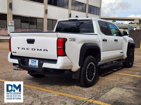 Used 2024 Toyota Tacoma TRD Off-Road image 6