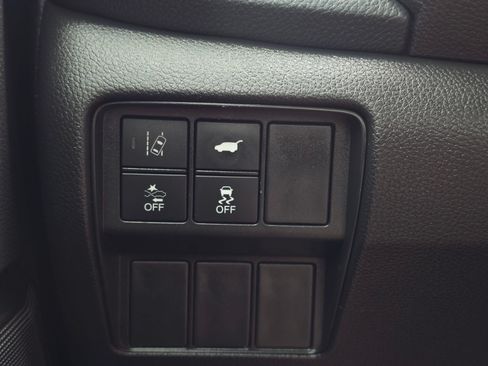 Used 2017 Honda CR-V Touring image 37