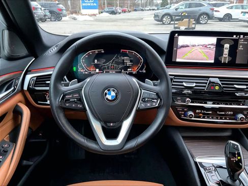 Used 2023 BMW 530i xDrive w/ Premium Package image 31