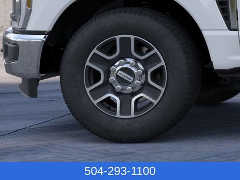 New 2026 Ford F350 Lariat RWD image 21