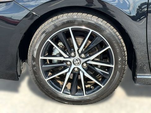 Used 2024 Toyota Camry SE FWD image 13