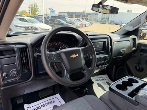 Used 2017 Chevrolet Silverado 1500 W/T w/ Chrome Bumper Package AWD/4WD image 17