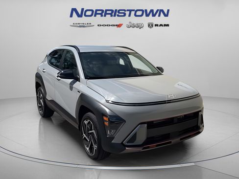 Used 2026 Hyundai Kona SEL Premium AWD/4WD image 1