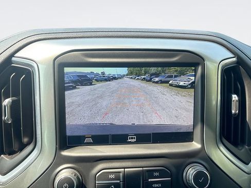 Used 2021 Chevrolet Silverado 1500 LT Trail Boss w/ Convenience Package II AWD/4WD image 17