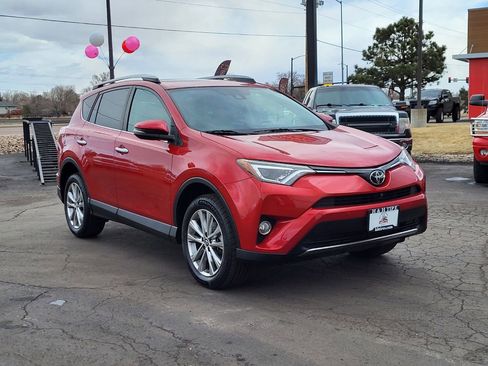 Used 2017 Toyota RAV4 Limited image 11