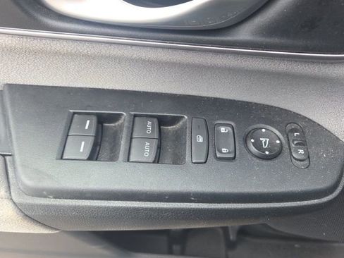 Used 2019 Honda CR-V EX image 23