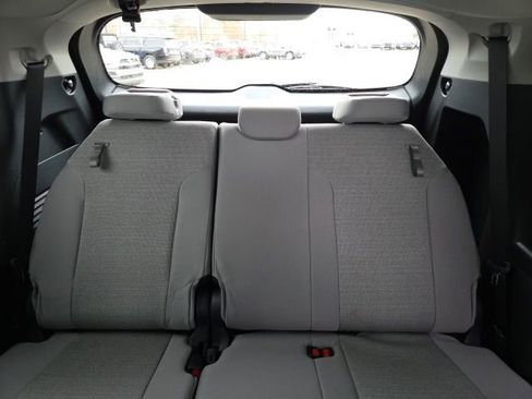 Used 2026 Toyota Sienna LE image 26