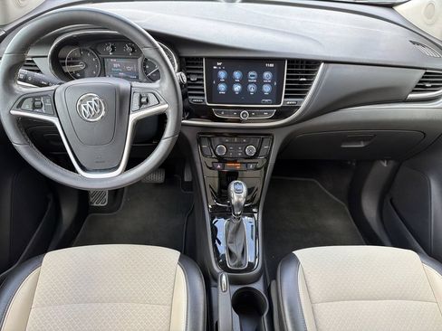 Used 2021 Buick Encore Preferred AWD/4WD image 14