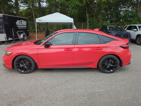 Used 2025 Honda Civic Sport image 8