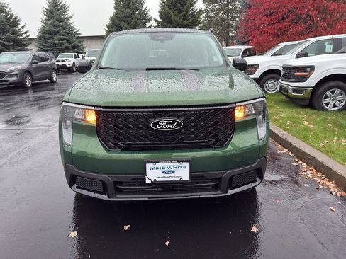 New 2025 Ford Maverick XLT w/ XLT Luxury Package image 2