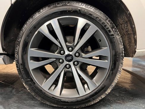 Used 2021 Ford Expedition Max Platinum image 27