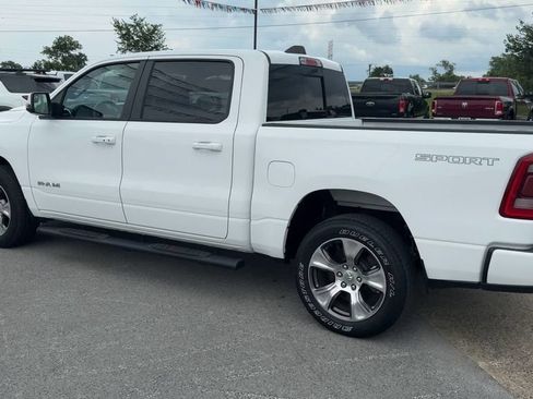 Used 2023 RAM 1500 Laramie AWD/4WD image 4