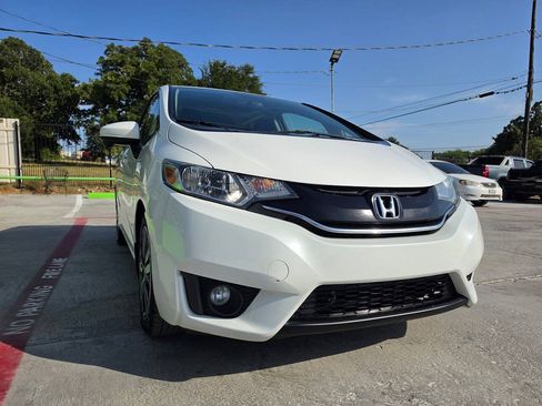 Used 2017 Honda Fit EX image 4