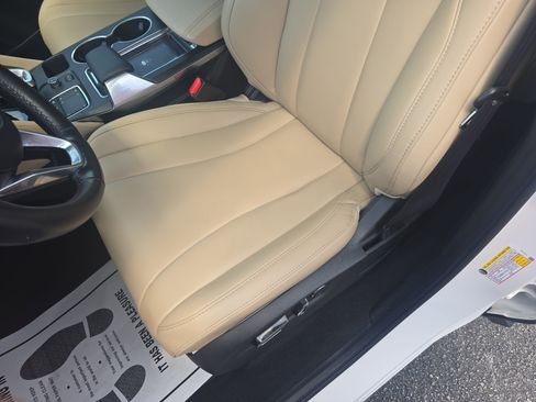 Used 2024 Acura MDX FWD image 16