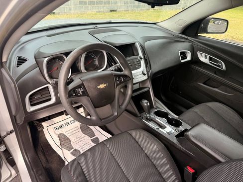 Used 2016 Chevrolet Equinox LS FWD image 6