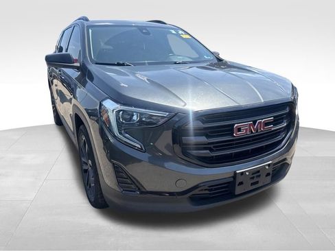 Used 2021 GMC Terrain SLE w/ Driver Convenience Package FWD image 5
