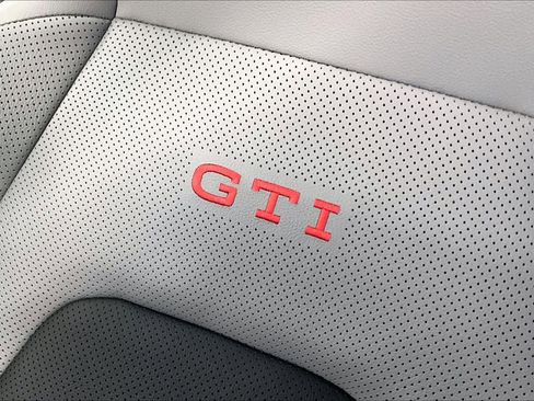 Used 2024 Volkswagen GTI SE image 34