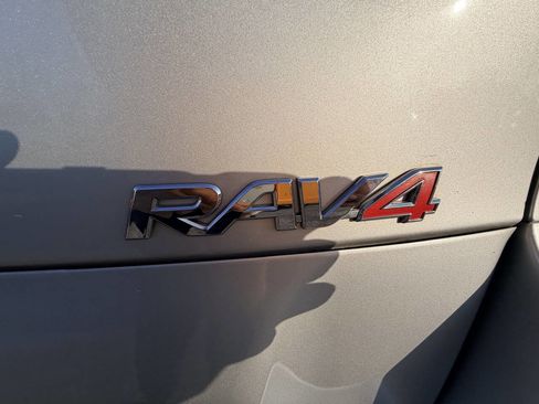 Used 2010 Toyota RAV4 Sport image 24