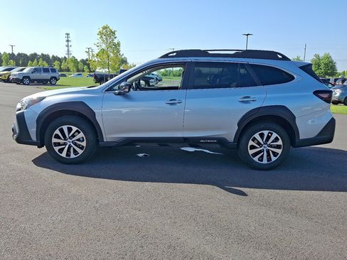 Certified 2024 Subaru Outback Premium AWD/4WD image 4