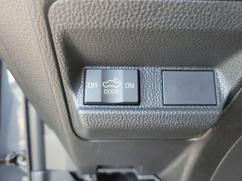 Used 2024 Toyota Tacoma SR image 30